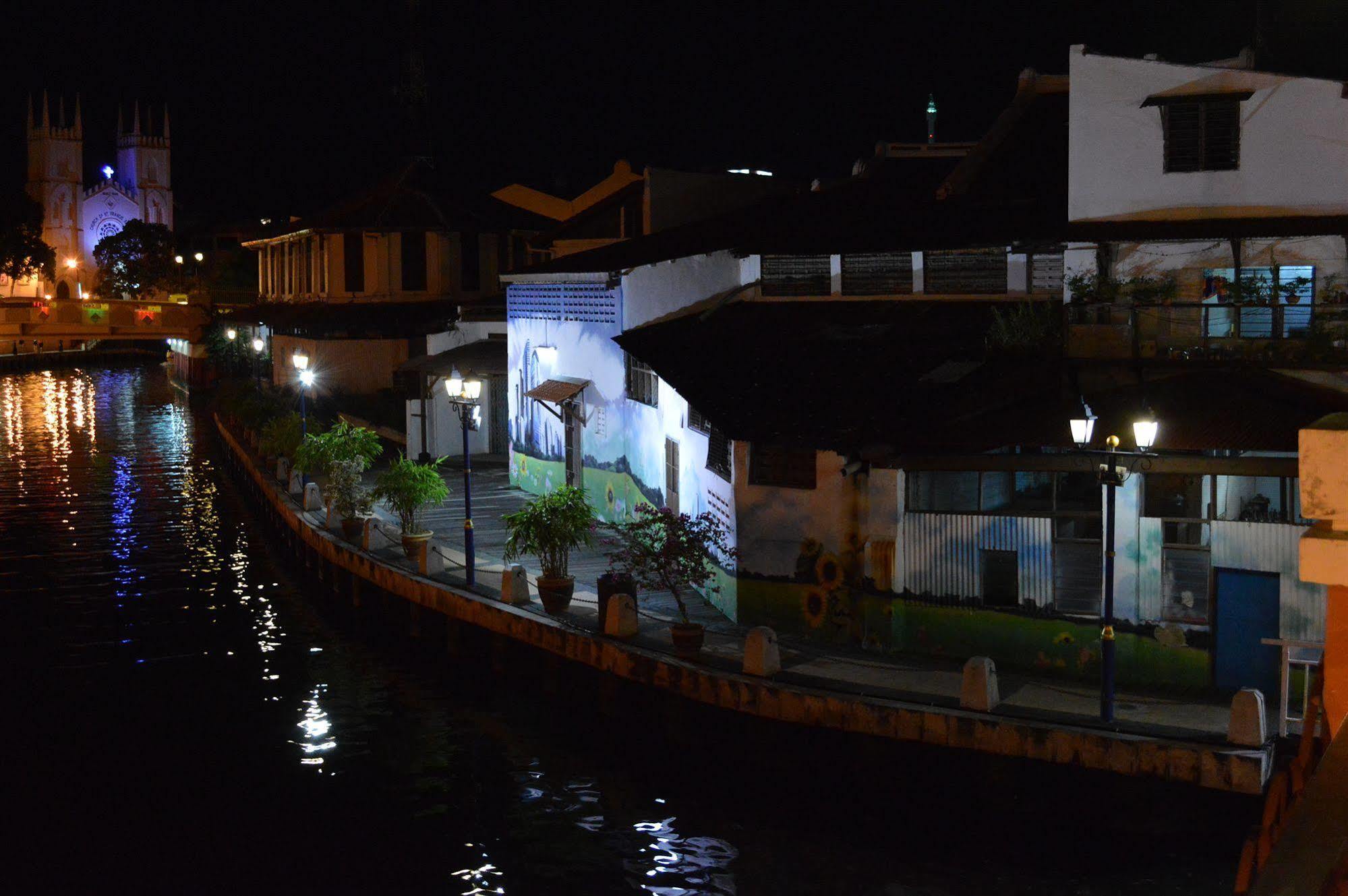 Jawa Street Townstay Malacca Ngoại thất bức ảnh
